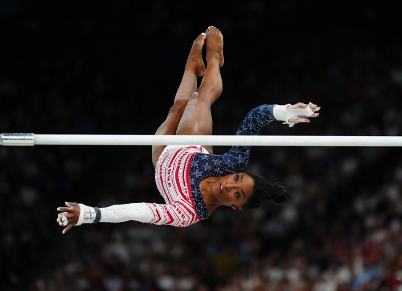 SIMONE BILES
