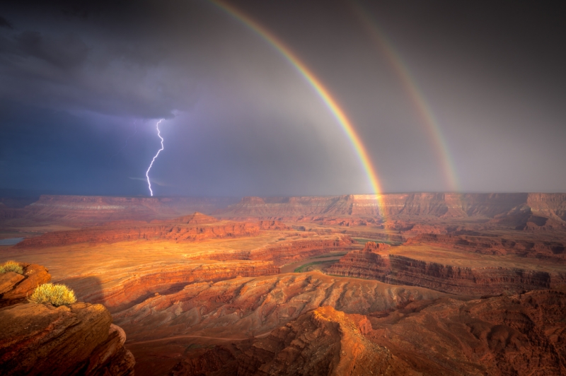 Lightning Rainbow