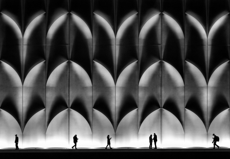 Graphic wall